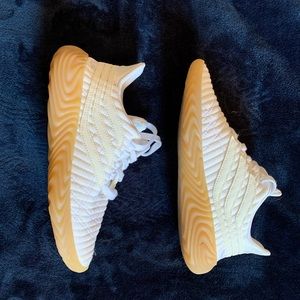 ADIDAS SOBAKOV WHITE GUM (M) 5 (W) SZ 6.5
